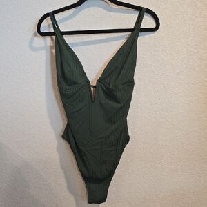 Shade & Shore Dark Green Swimwear
